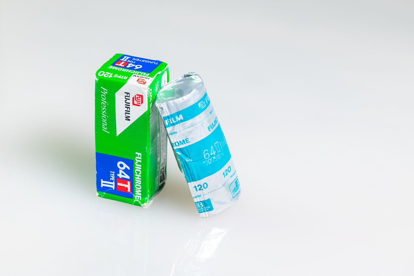 9 Rolls Fuji 64T Type II (Tungsten) 120mm - Exp 2003