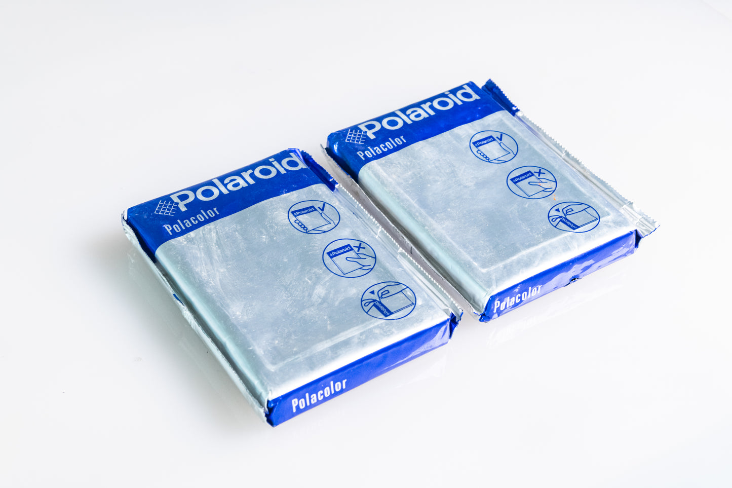 2 Single Packs Polaroid - Type 669 - Exp 2004*