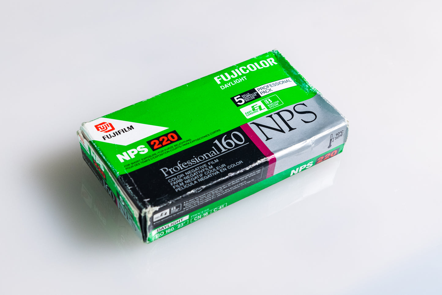 5 Rolls Fuji NPS 160 220mm - Exp 2002