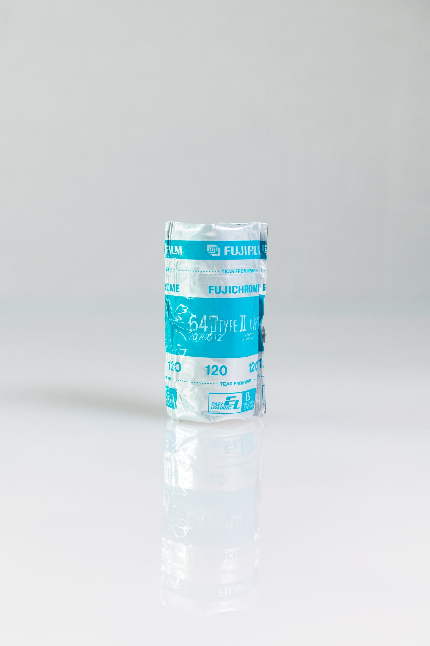 9 Rolls Fuji 64T Type II (Tungsten) 120mm - Exp 2003