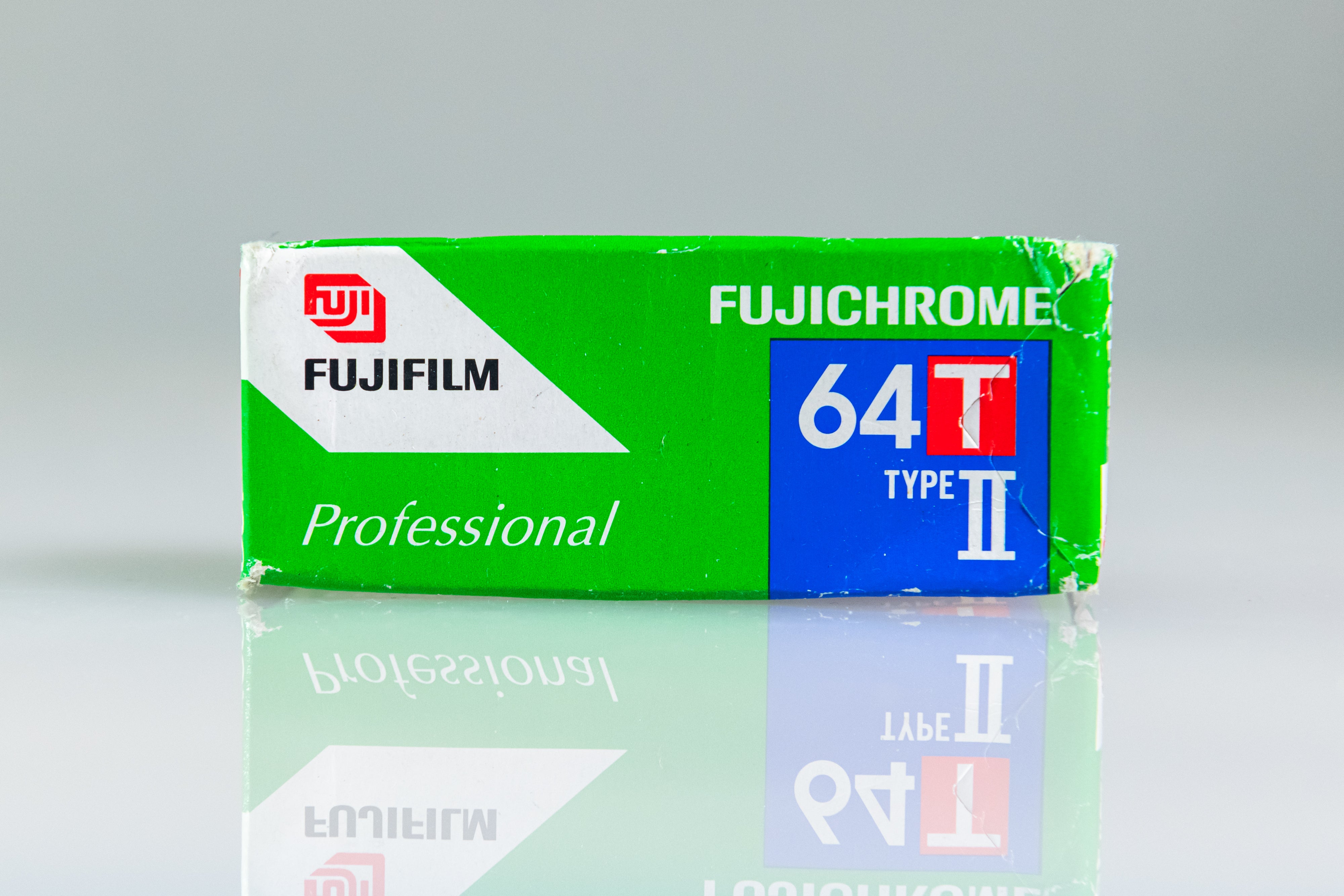 9 Rolls Fuji 64T Type II (Tungsten) 120mm - Exp 2003 – KWAKUSHOP