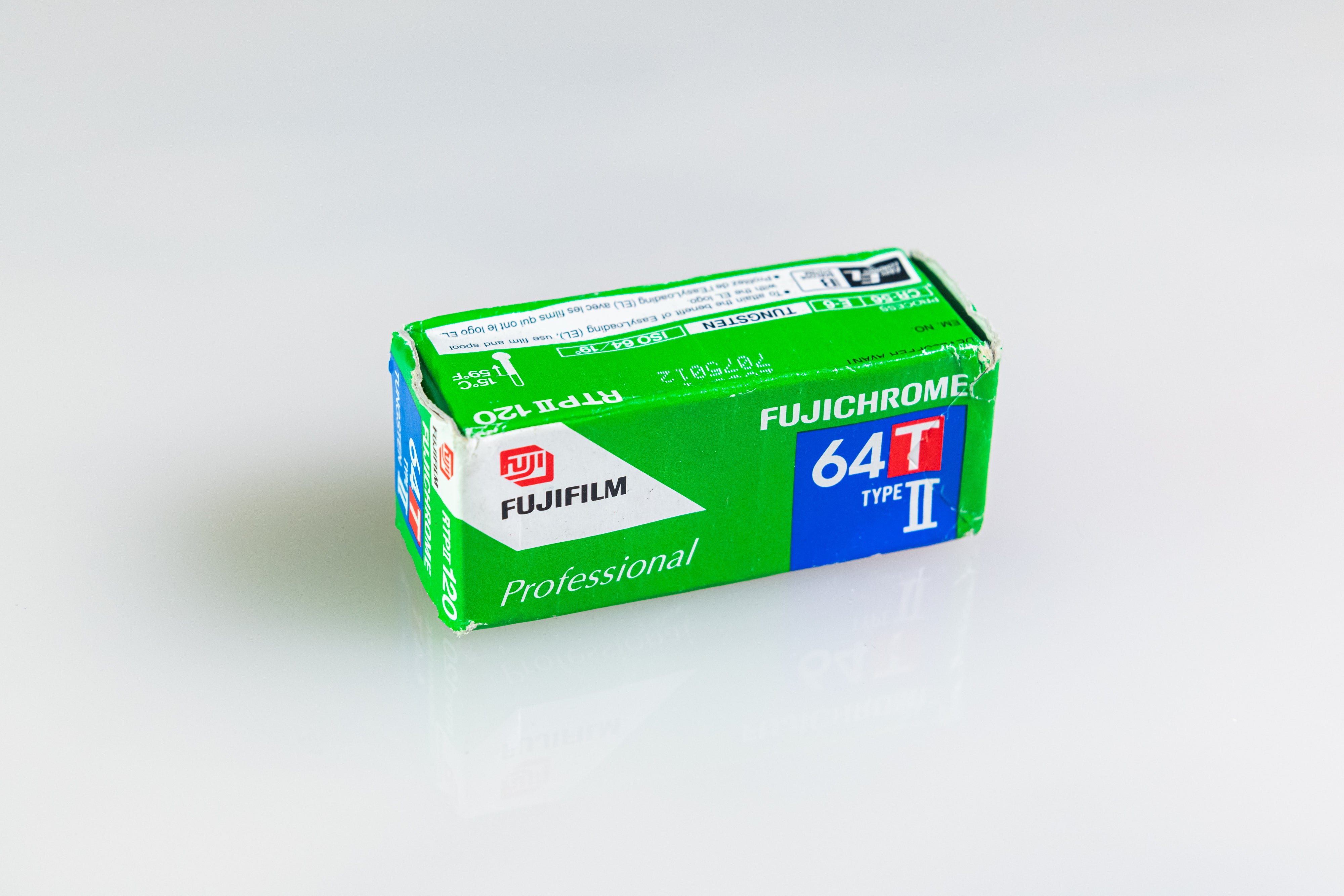 9 Rolls Fuji 64T Type II (Tungsten) 120mm - Exp 2003 – KWAKUSHOP