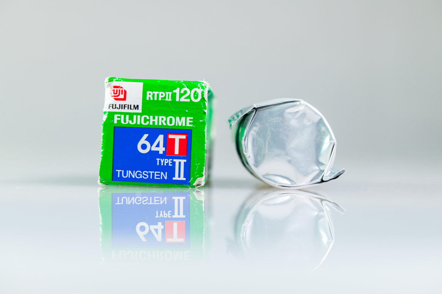 9 Rolls Fuji 64T Type II (Tungsten) 120mm - Exp 2003