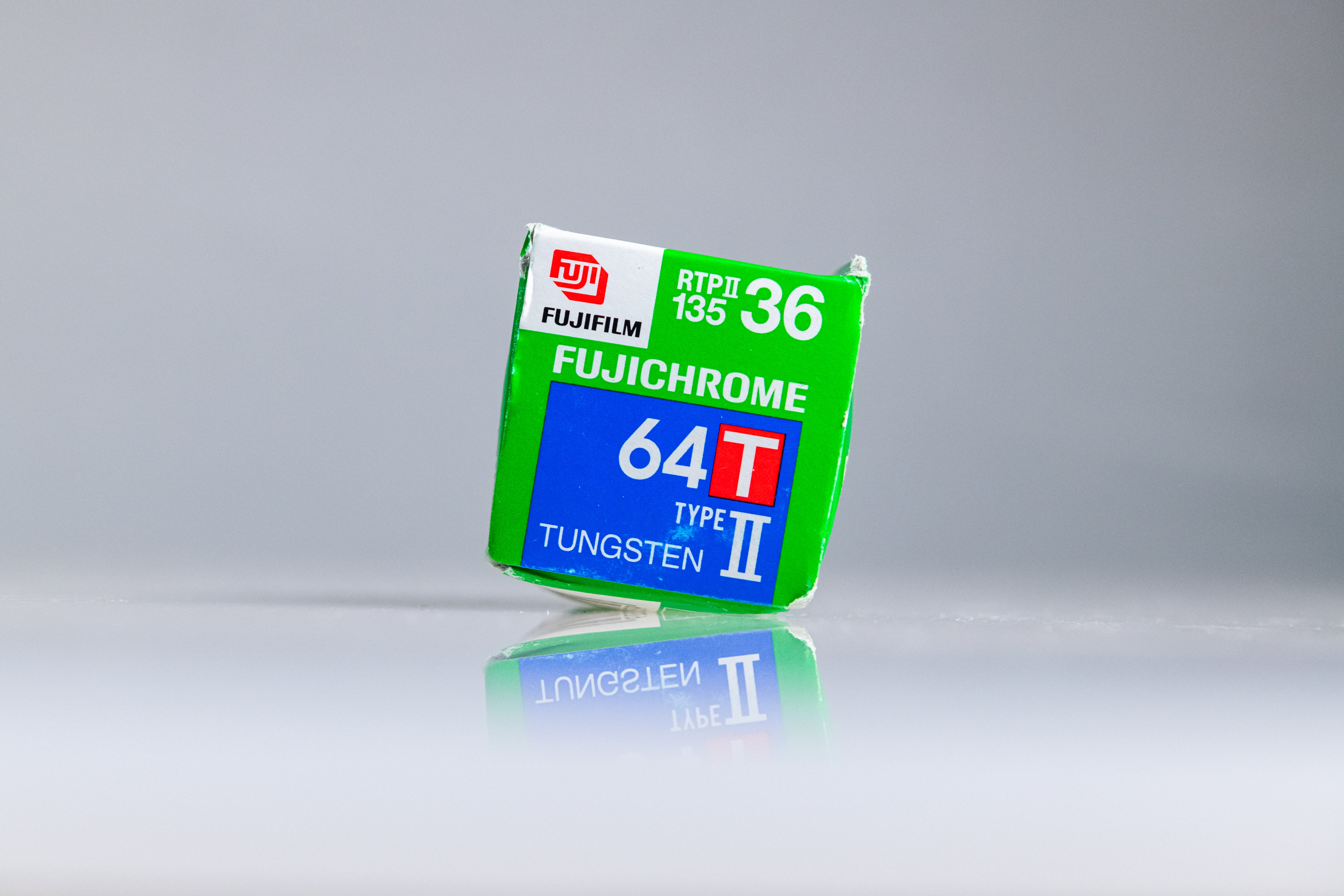8 Rolls Fuji 64T (Tungsten) Type II 35mm - Exp 2001 – KWAKUSHOP